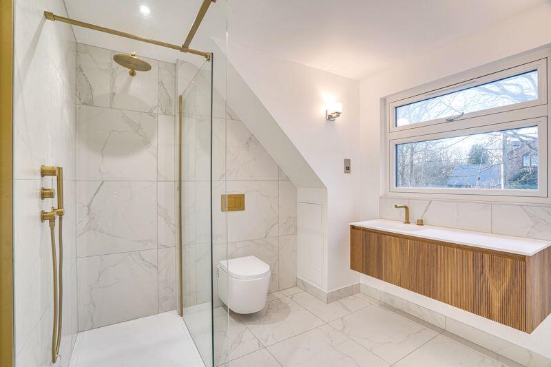 En-suite to Bedroom One