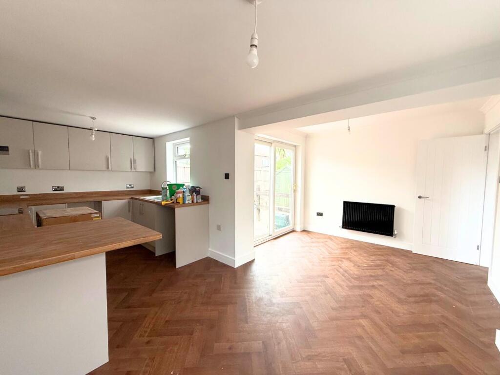 Kitchen/Dining Room