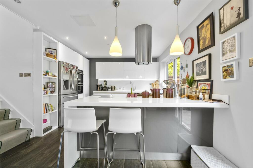 70 Cottenham Park Road,6.jpg