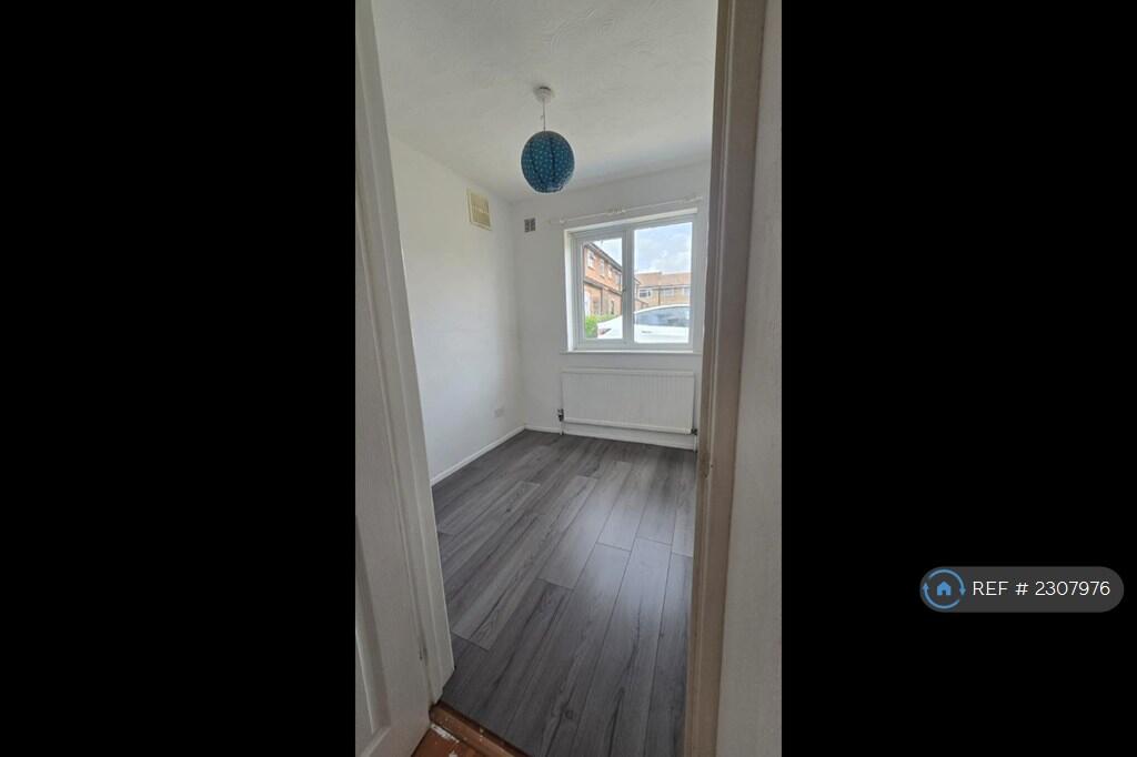 2nd Room