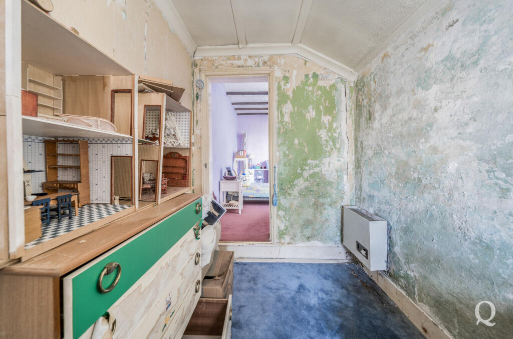 4bb592a9-a54a-448...