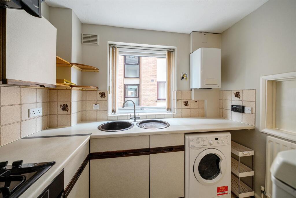 Kitchen - facing window.jpg