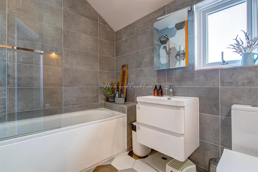 Heathfield Road, Gabalfa, HernCrabtree (1).jpg