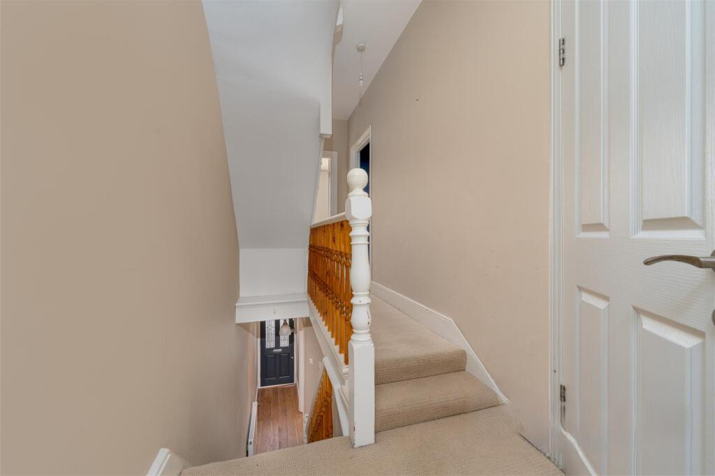 4 Newbury Road_0023.jpg