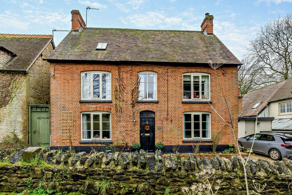 8631171-exterior2...