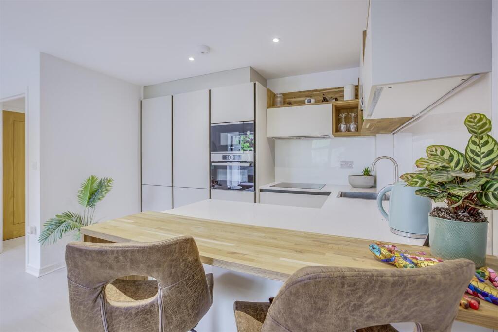 1 Riverlock Court, Spring Gardens Road, HP13 7FN-6