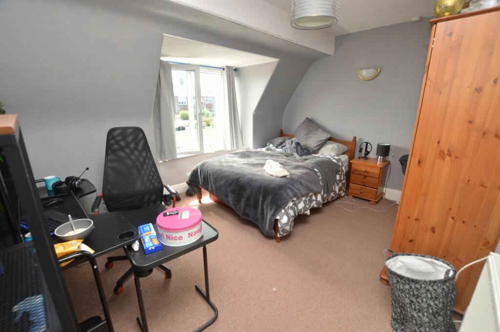 Bedroom 2 (Flat)
