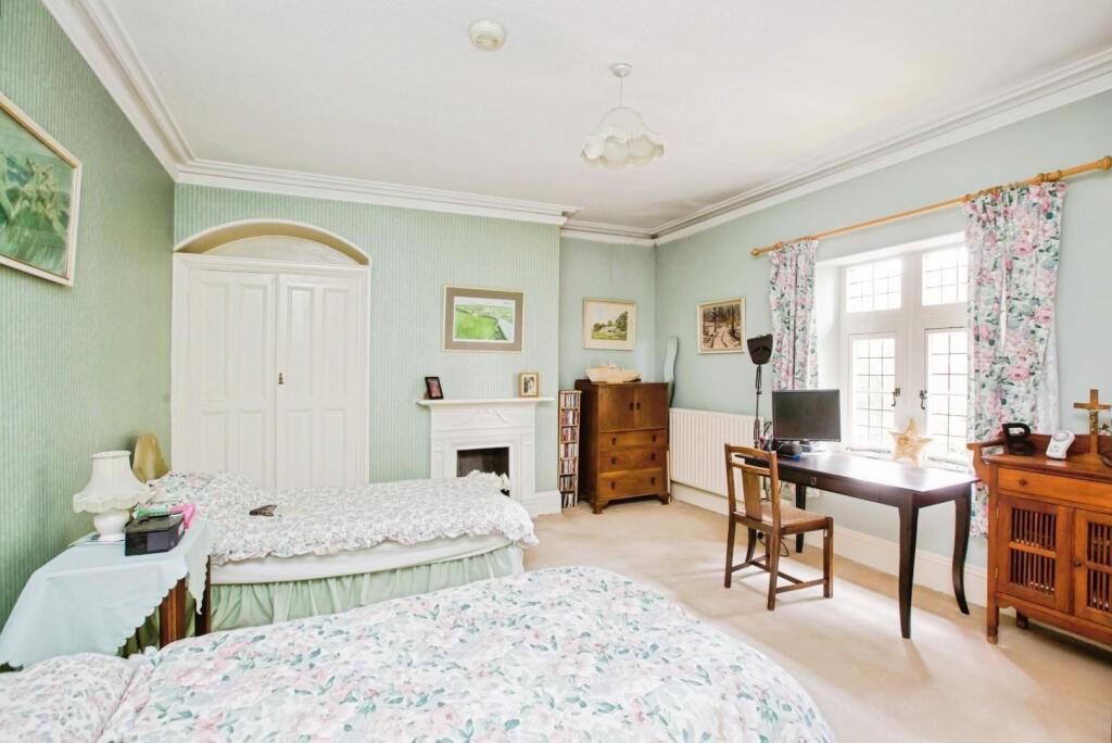 thornton_hall_int_014.jpg