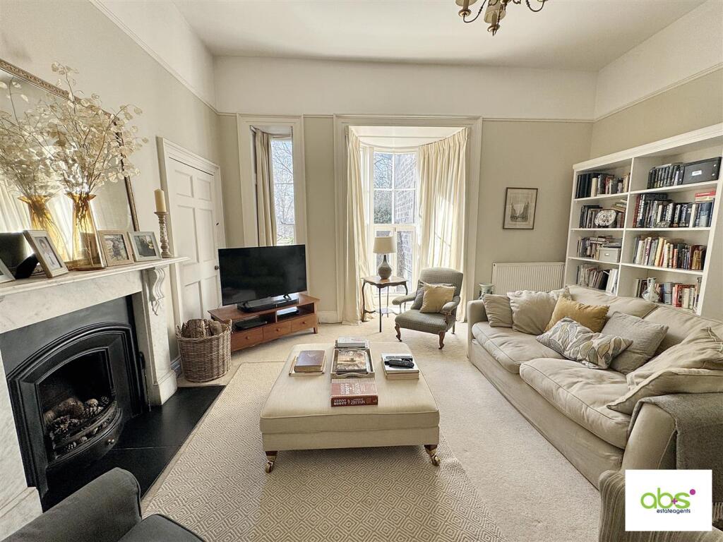 Snug or Family Room