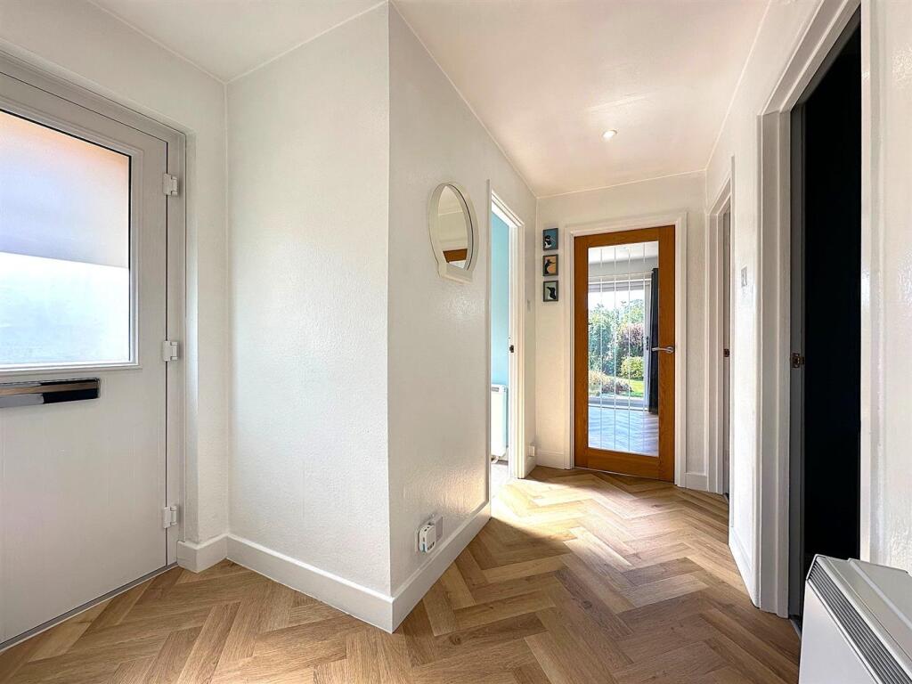 entrance hall.jpg