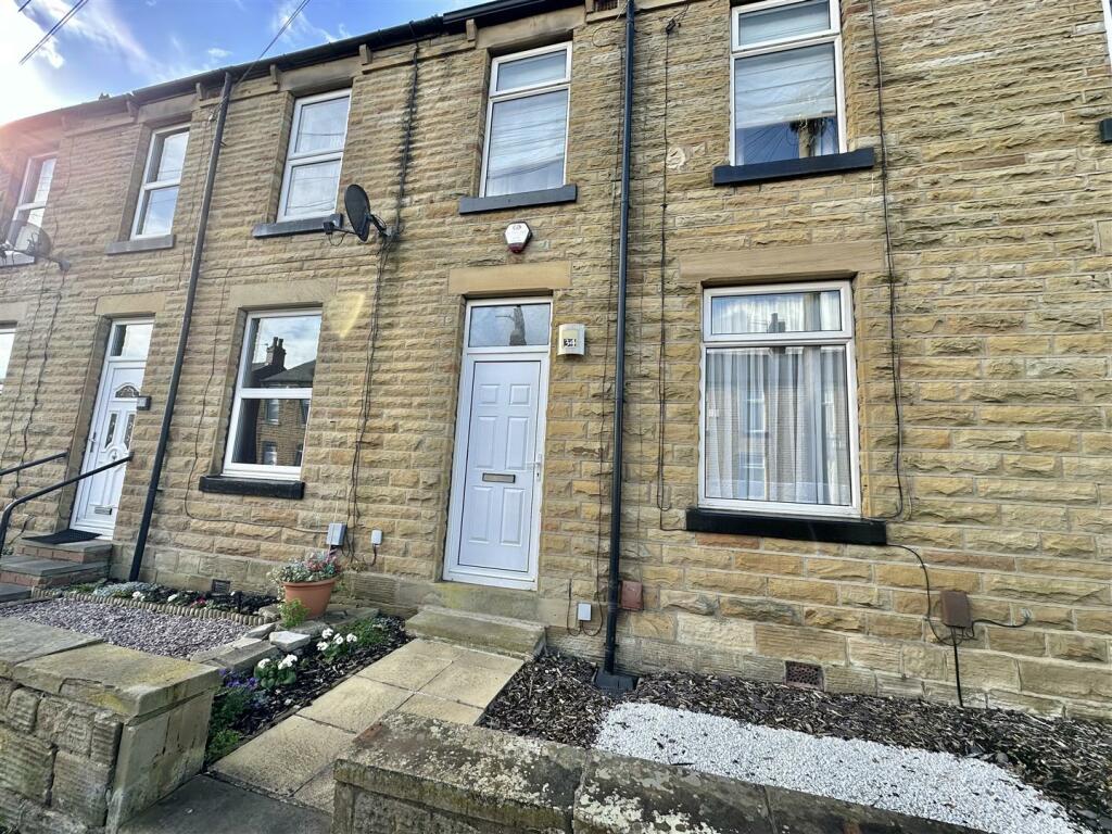 Bramleys Estate Agents - Mortimer Avenue (1).jpeg