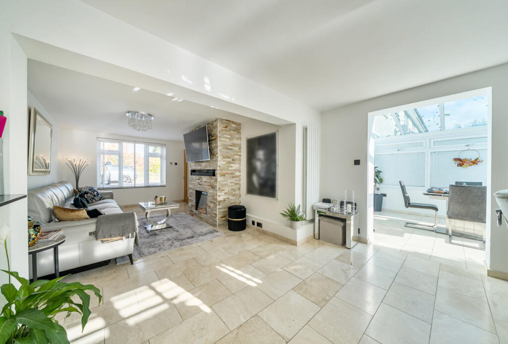 1373159-18-68ff51...