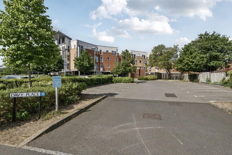 1295976 32 682c5351eabd8 ARW