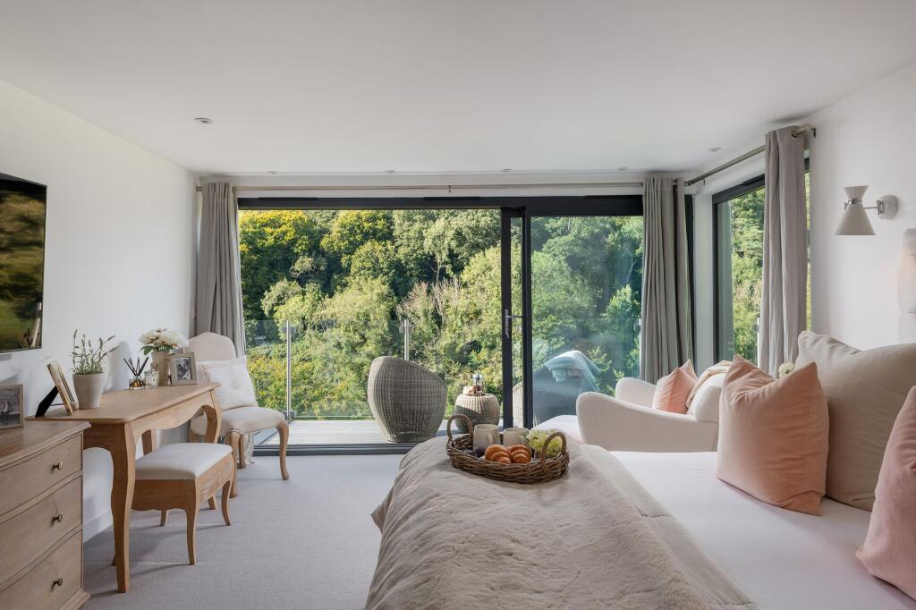 Jonswood_Bedroom 1
