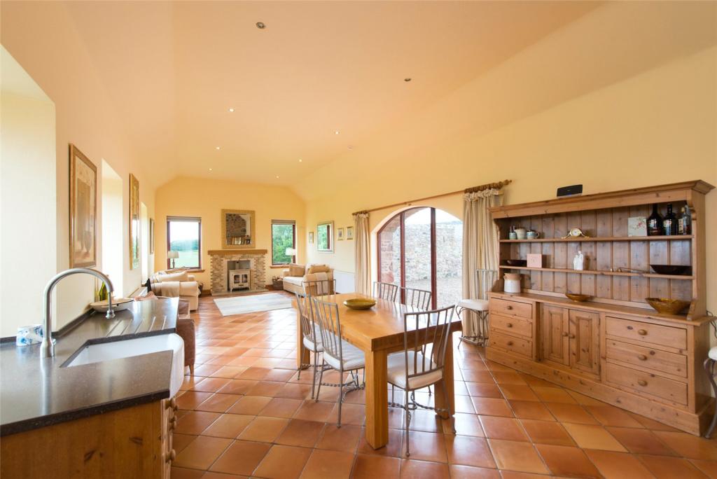 Liv/Din/Kitchen