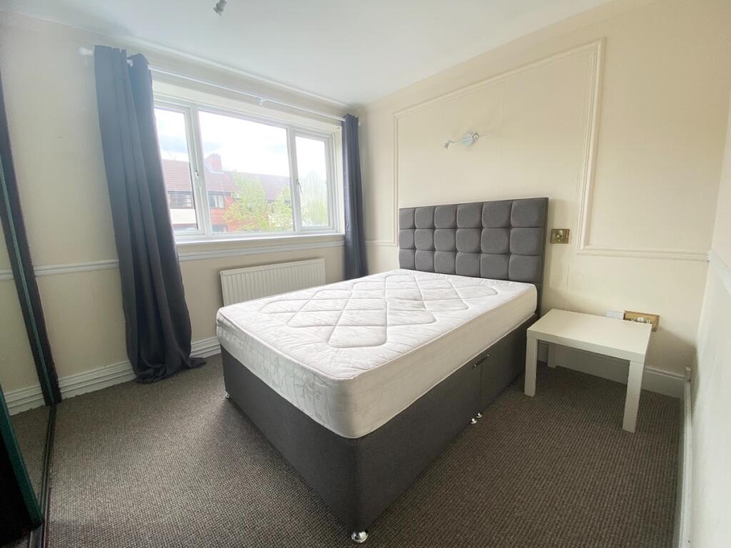 Double Bedroom 1