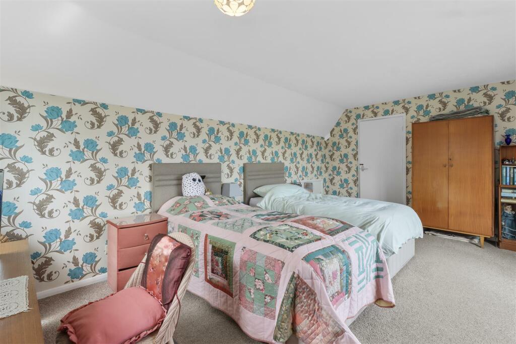 bedroom one #3.jpg