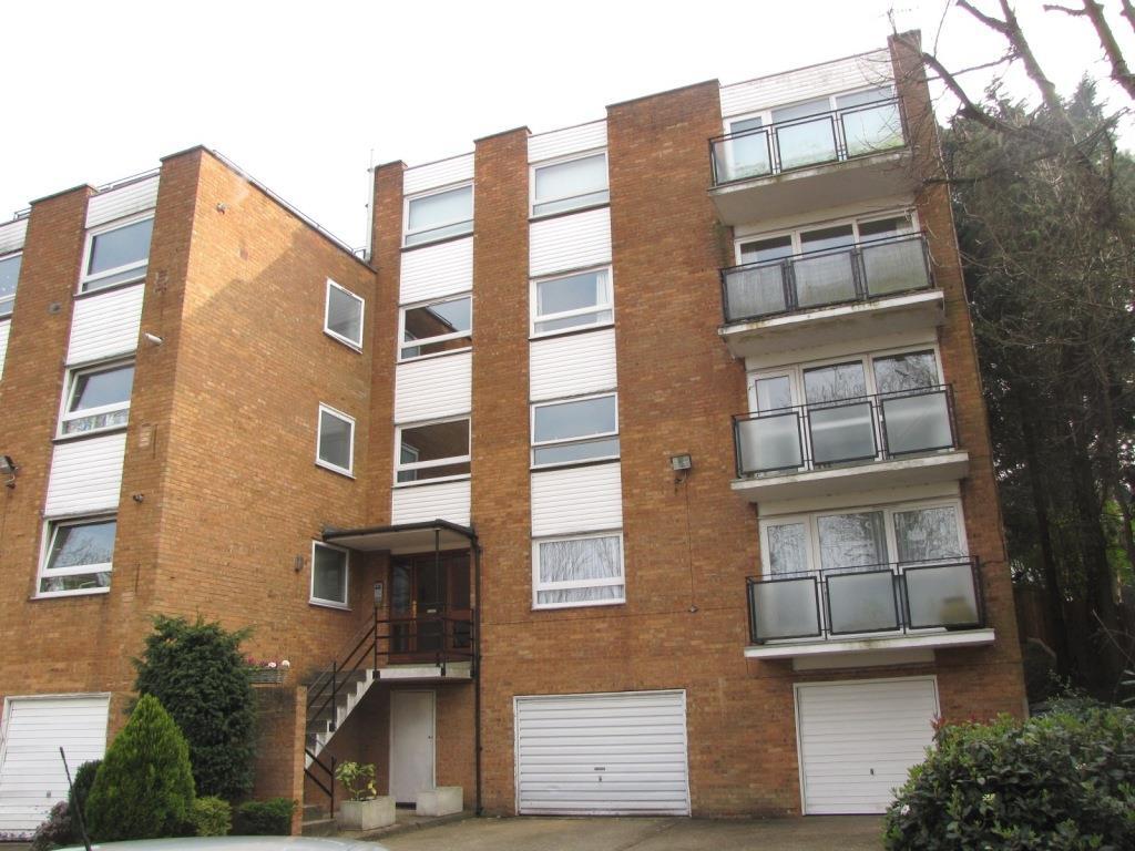 5 Edward Court - rear external.jpg