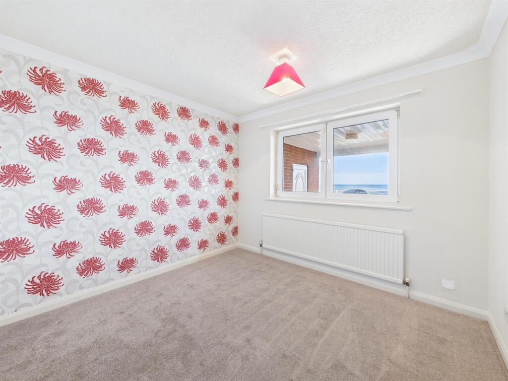 Bedroom: