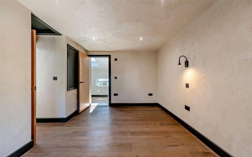 Principal Bedroom