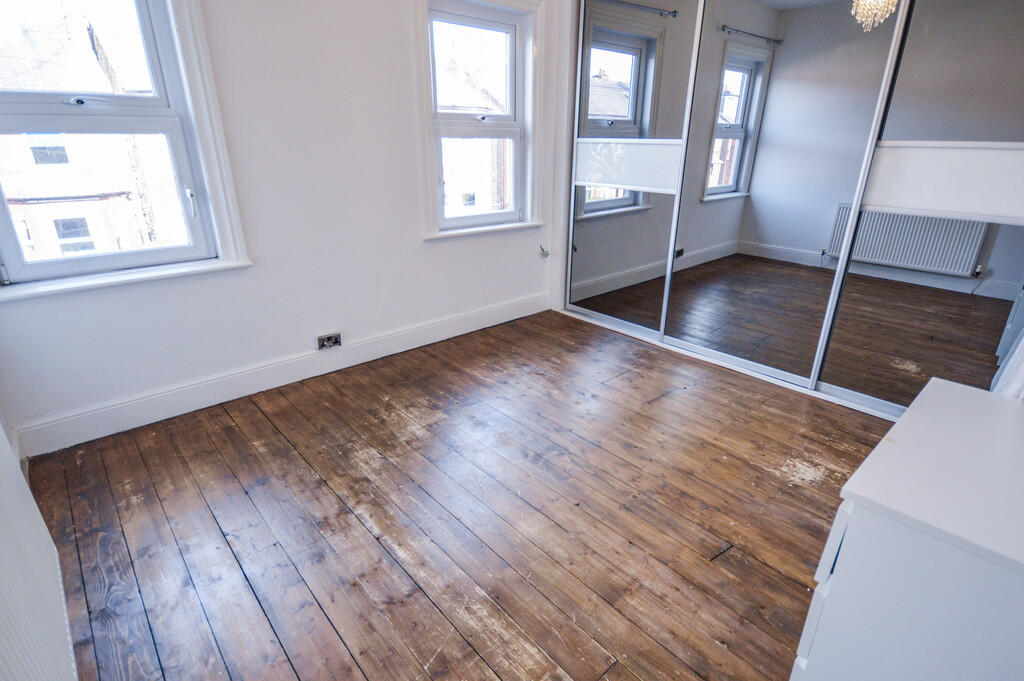 Master Bedroom 5