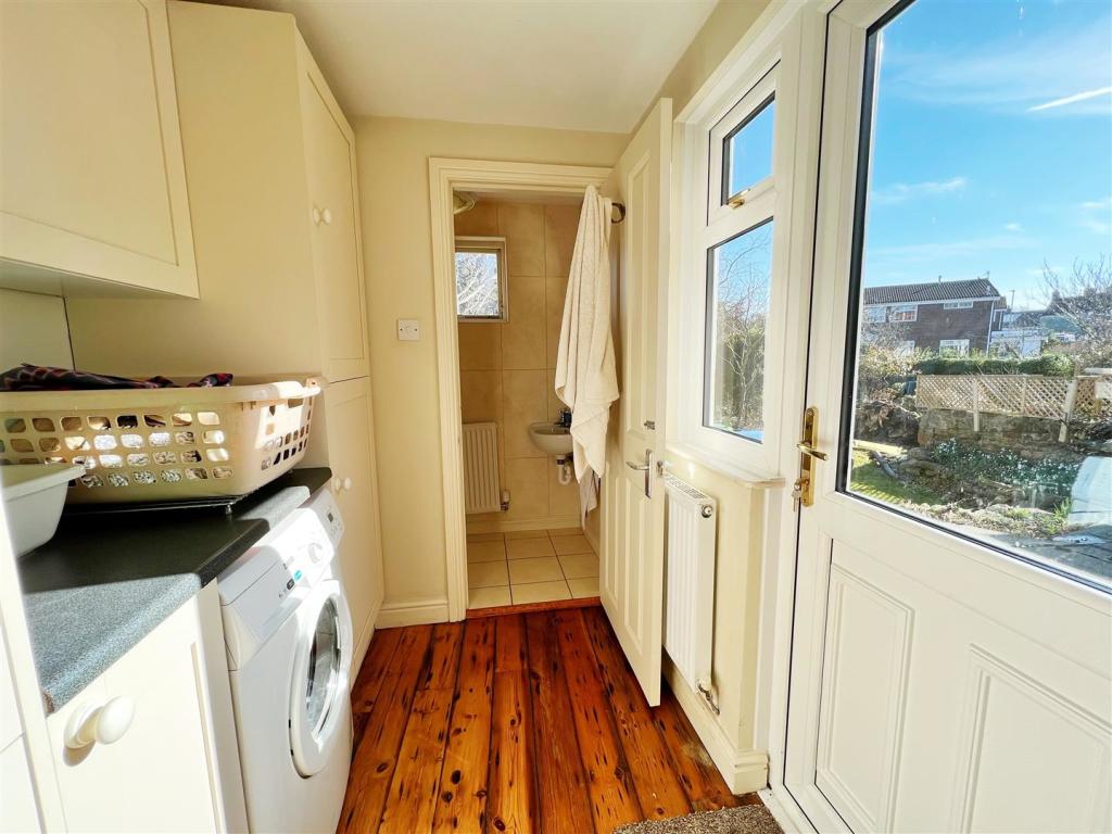 Utility Room.jpg