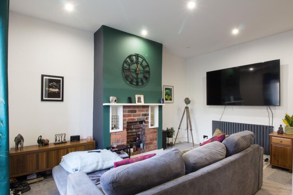 6 Lounge Nab Lane EweMove Adam Hendry