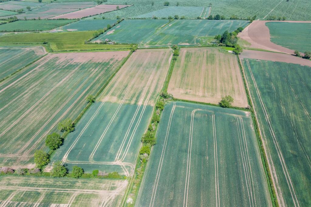 B79 Warton Land-010.jpg