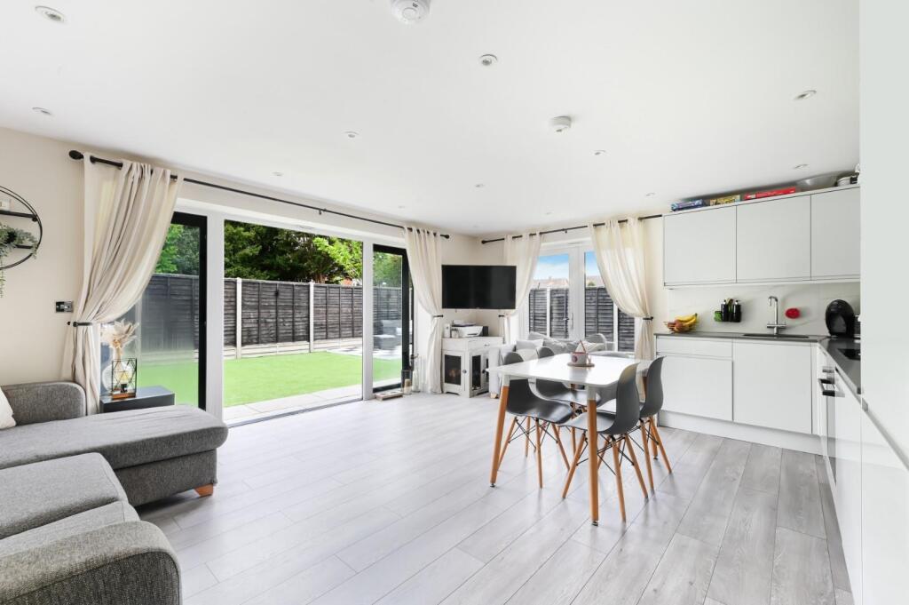 COPTHORNE HOUSE - 7.jpg