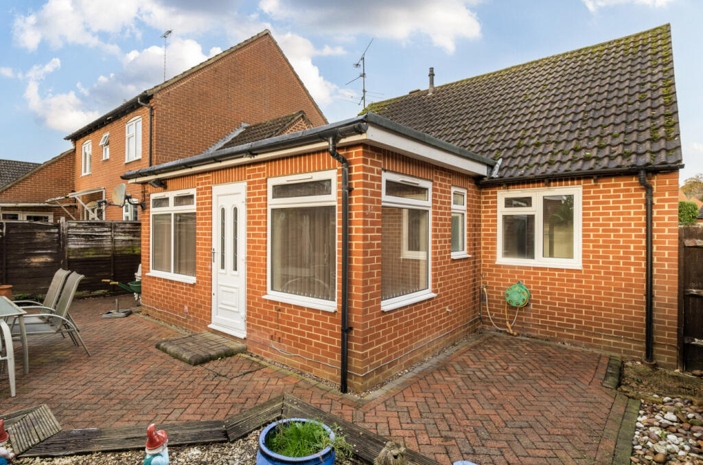 1384083-11-692428...