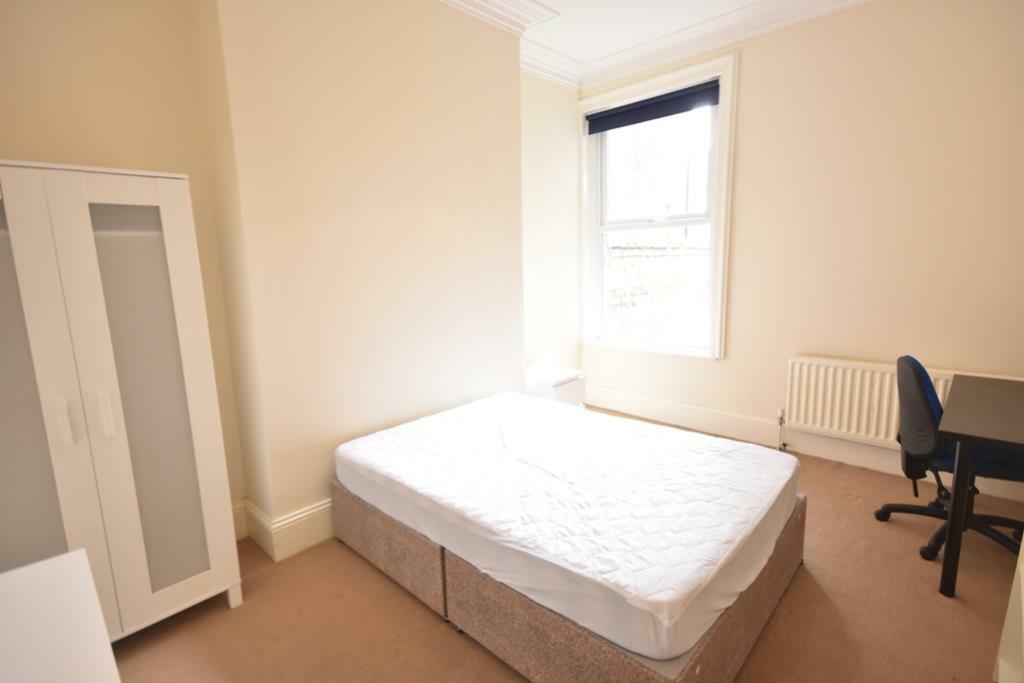 93 Fern Avenue pics2