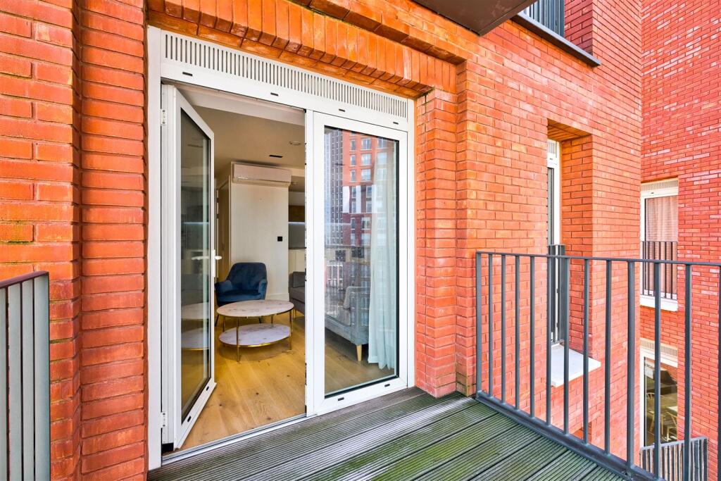 17 Exchange Gardens-15.jpg