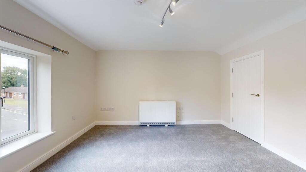 School Bank 2 - Flat 2 - Pontesbury - Living Area.