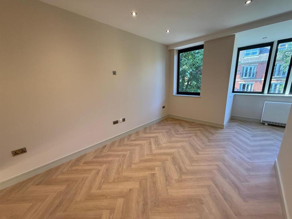 WhatsApp Image 2025-07-11 at 11.01.21.jpeg