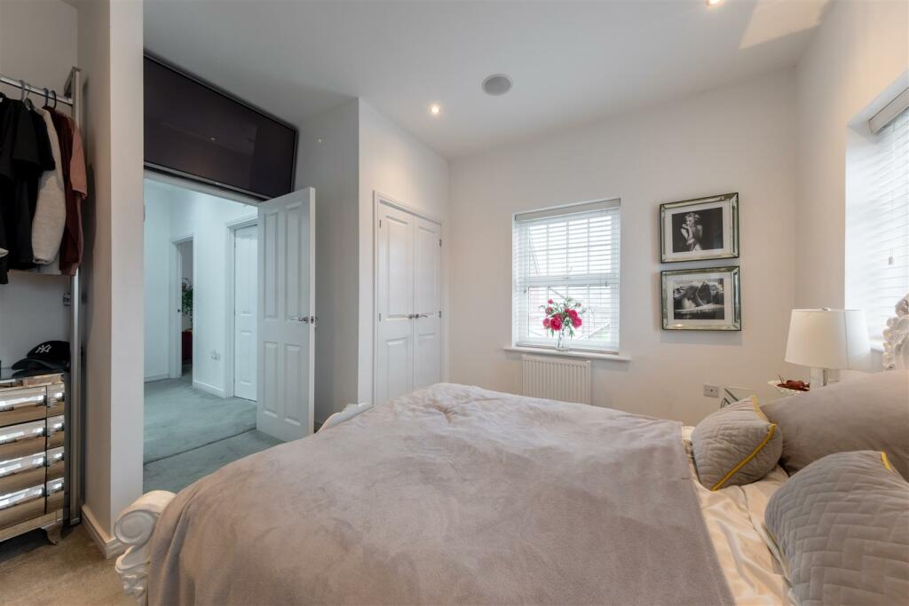 27 Hazelhurst Way-017.jpg