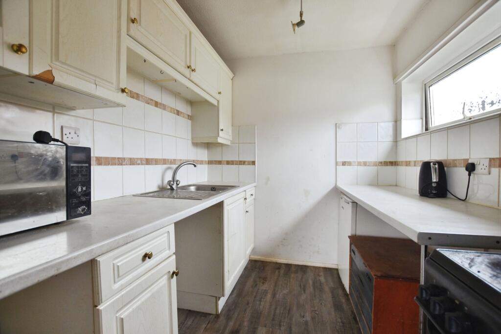 pbox-kitchen-345476.JPG