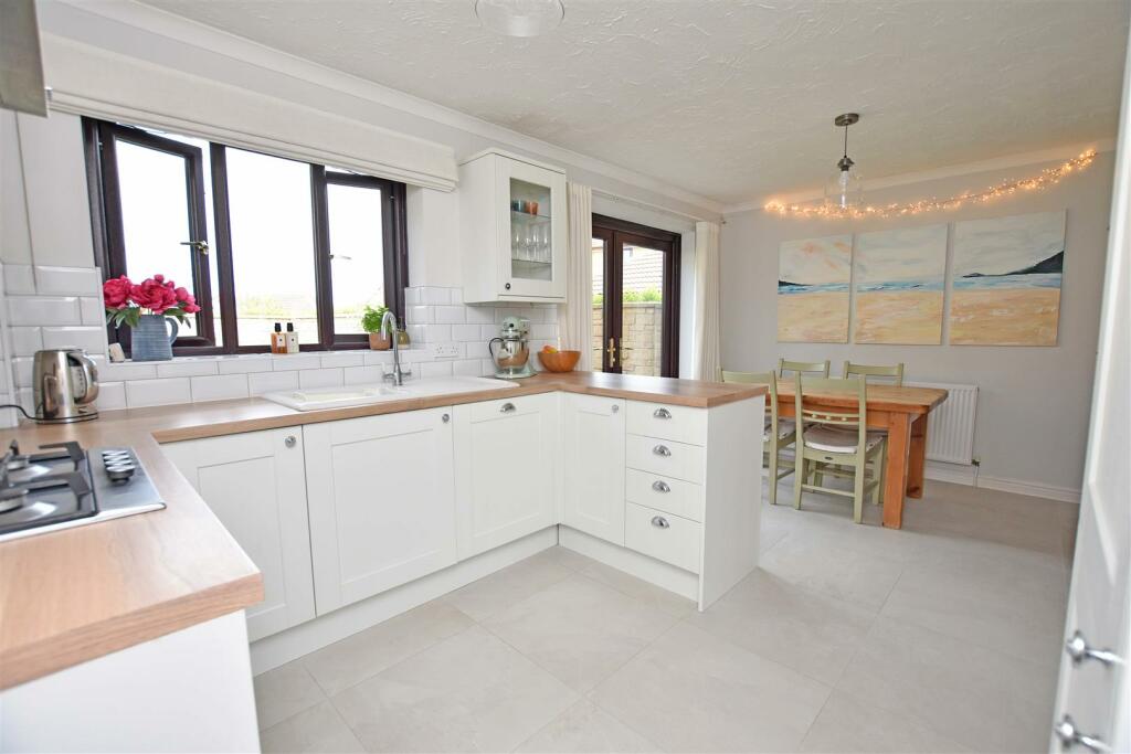 Open Plan Kitchen Diner II.JPG