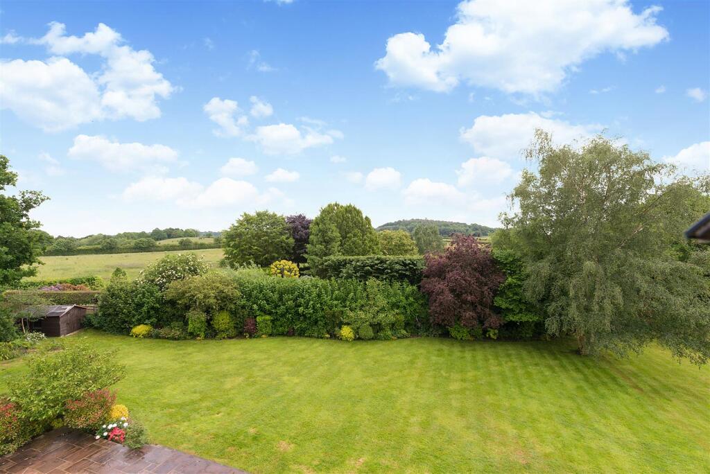 Crossways, Chinthurst Lane extras (1).jpg