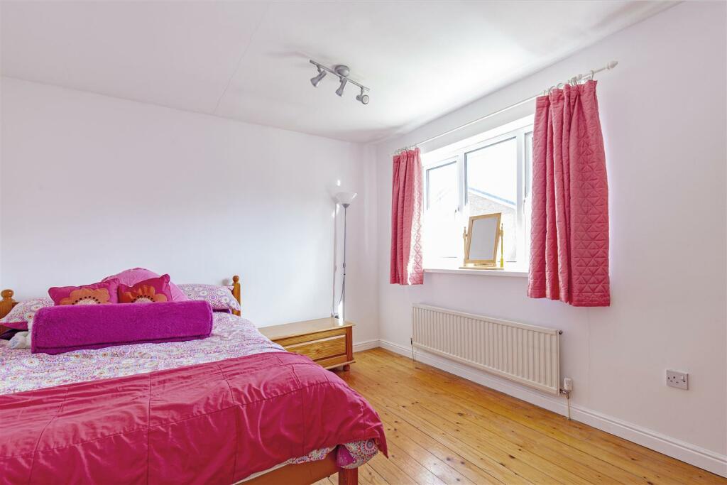 Bedroom 2-1.jpg