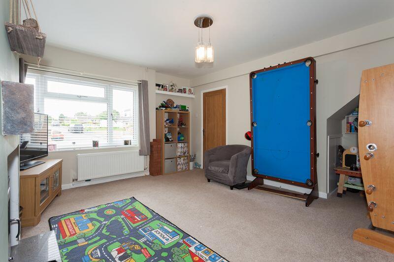 PLAY ROOM