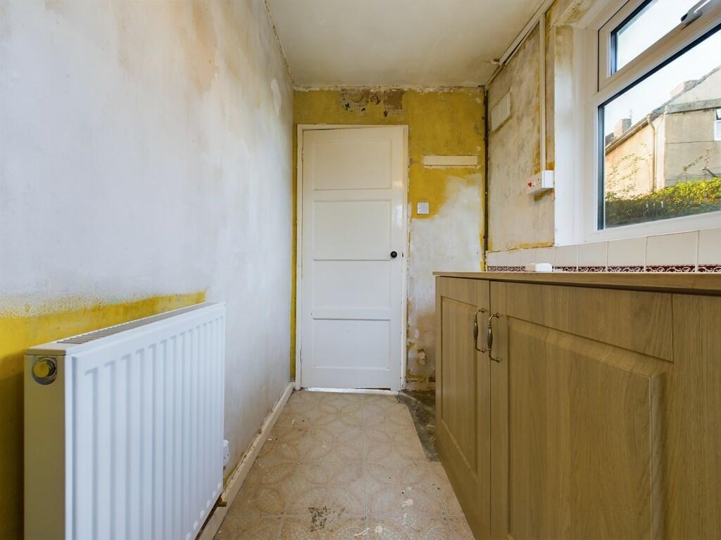 CAM04273G0-PR0037...