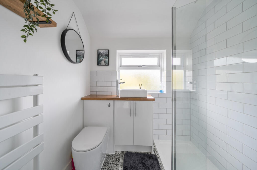 1328683-7-68821c9...