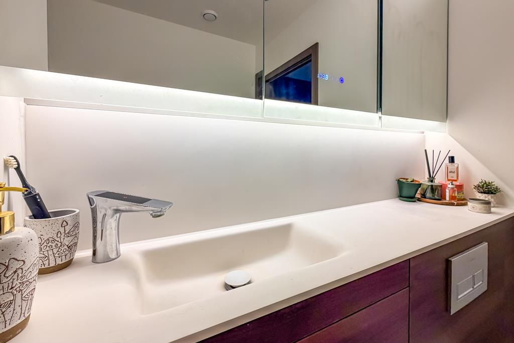 Ensuite Two