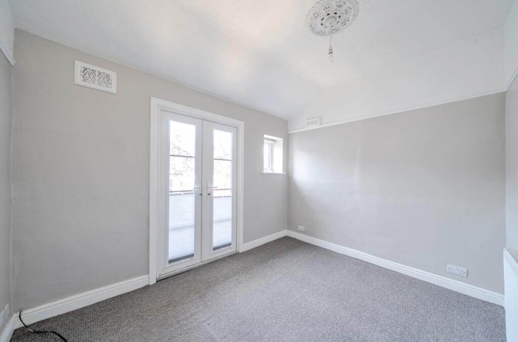 EweMove Harrogate Bedroom2