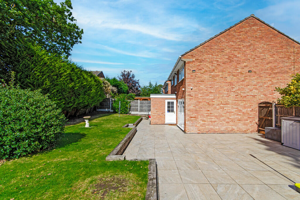 1 Monkspath, WALM...