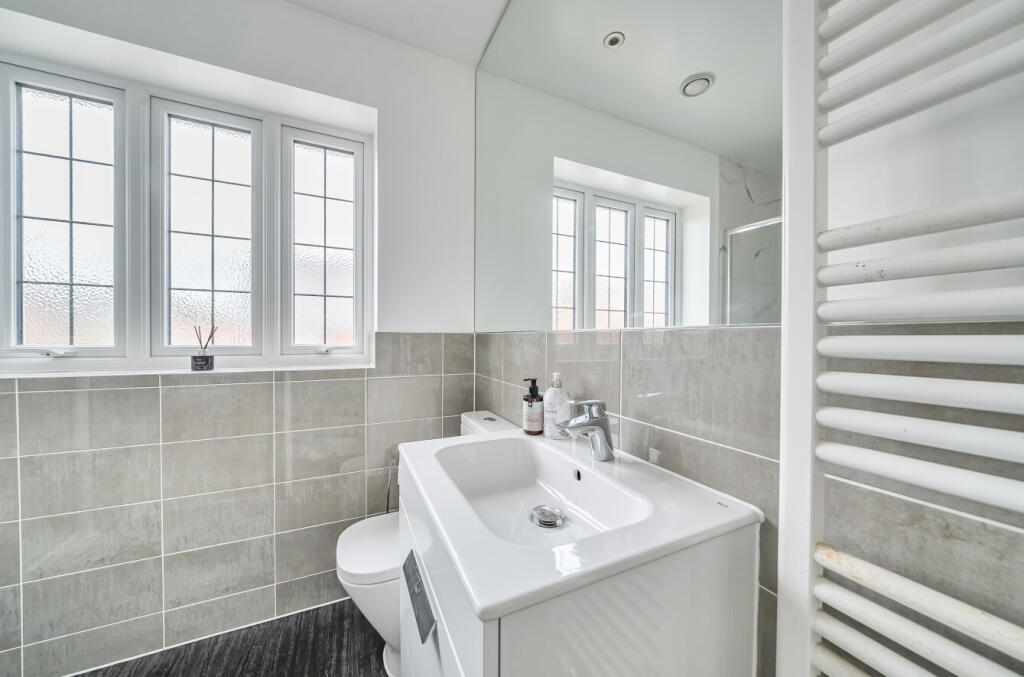 1348324-19-68b867...