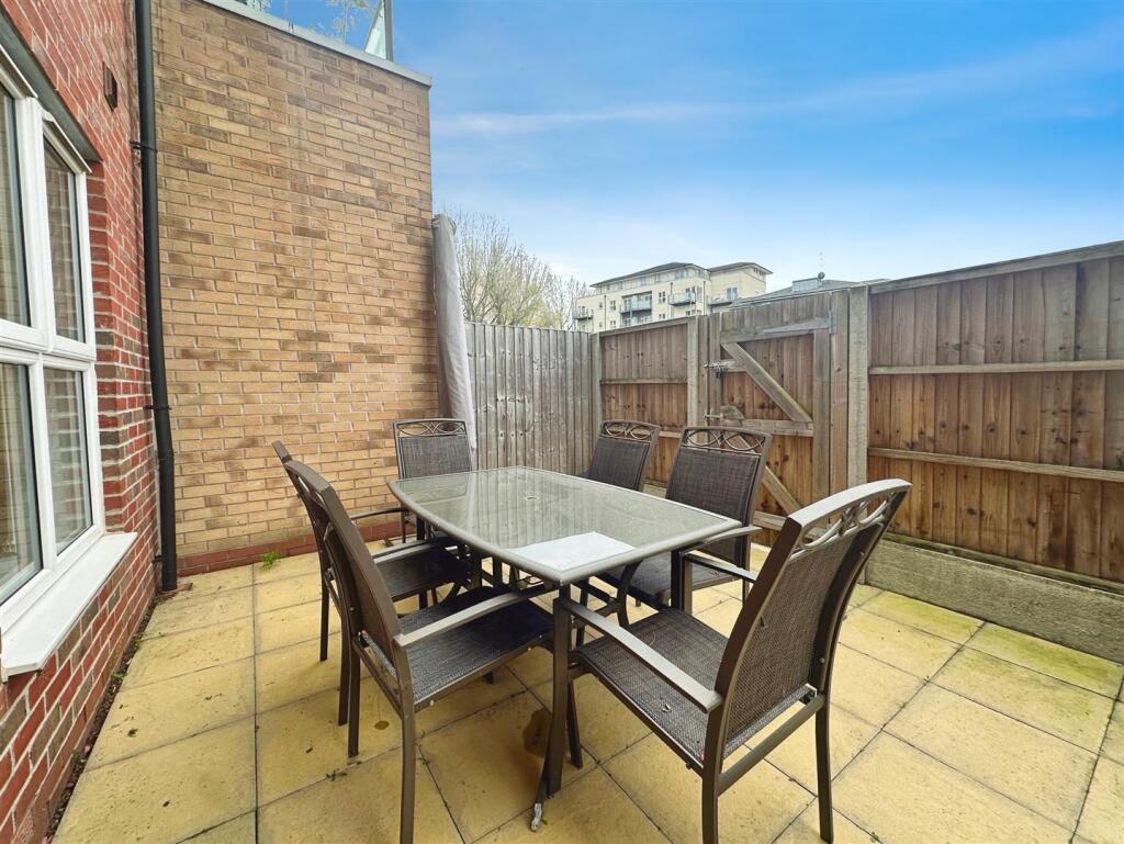 39831d00--4956-91CC-66DFE1F00BAD-60458-000010E4561