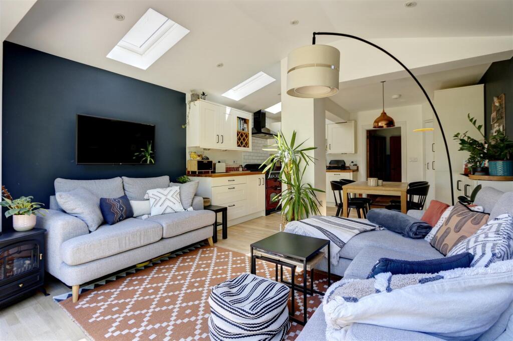 Kitchen/Dining/Family Room: