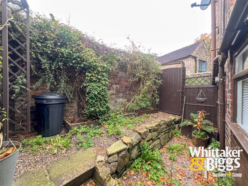 Rear Courtyard