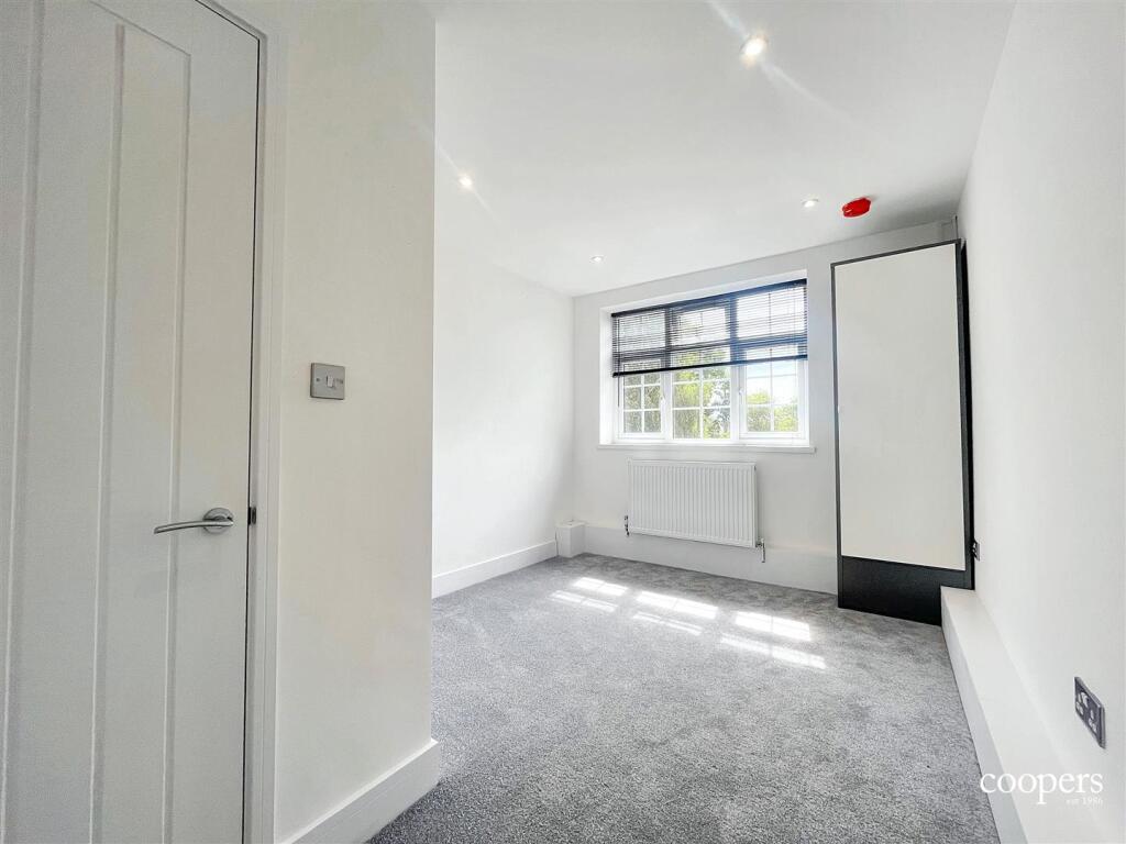 Bedroom New 2 (1).jpg